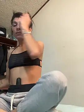 Snapshot of ImCrazzy chatting on April 4, 2026, 2:34 pm ImCrazzy online show from April 4, 2026, 2:34 pm