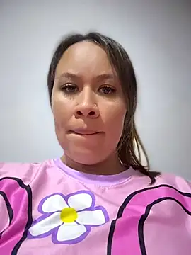 Emiily lee online show from May 10, 2026, 5:48 pm