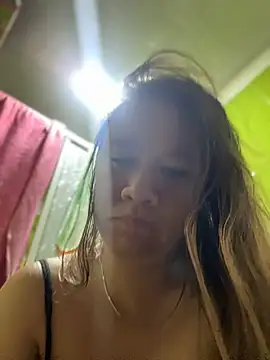 Emiily lee online show from November 14, 2025, 9:13 am