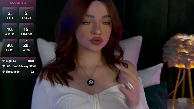 Snapshot of AnaWest chatting on February 22, 2025, 12:18 pm AnaWest online show from February 22, 2025, 12:18 pm