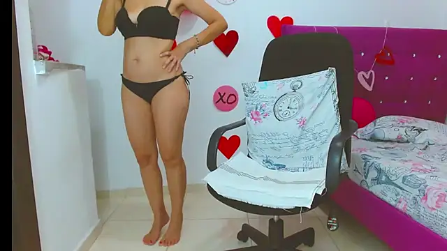 Snapshot of chantalsemenova1 chatting on February 13, 2026, 8:20 pm chantalsemenova1 online show from February 13, 2026, 8:20 pm