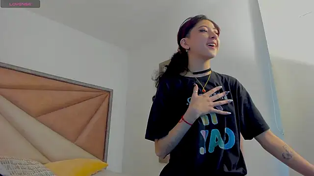 BonnieCute  online show from February 21, 2026, 7:16 pm