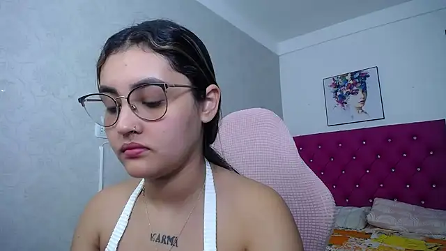 antonella sweetlittle online show from May 27, 2026, 12:34 pm