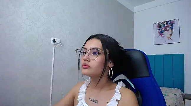 Snapshot of antonella_sweetlittle chatting on February 27, 2025, 6:31 pm antonella sweetlittle online show from February 27, 2025, 6:31 pm