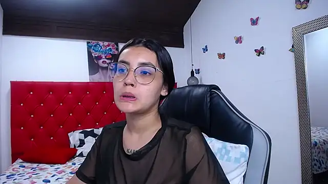 Snapshot of antonella_sweetlittle chatting on January 16, 2026, 11:36 am antonella sweetlittle online show from January 16, 2026, 11:36 am