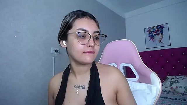 antonella sweetlittle online show from May 16, 2026, 12:48 pm