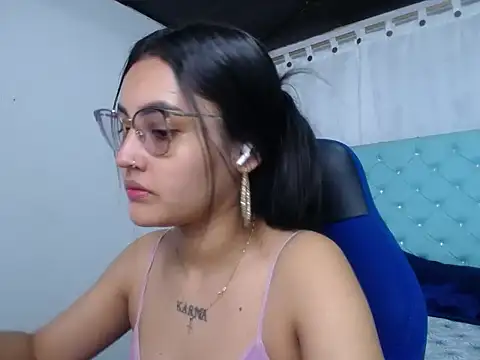 antonella sweetlittle online show from October 27, 2025, 1:34 pm