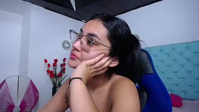 Snapshot of antonella_sweetlittle chatting on February 22, 2026, 10:17 am antonella sweetlittle online show from February 22, 2026, 10:17 am