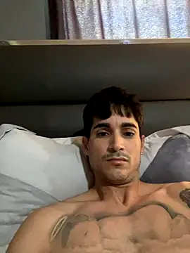 Snapshot of kevinyork chatting on December 2, 2024, 4:48 pm kevinyork online show from December 2, 2024, 4:48 pm