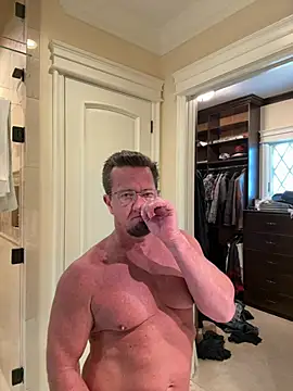 sluttydylan online show from May 23, 2026, 5:56 pm