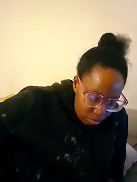 madamsensuale online show from January 2, 2025, 3:05 am