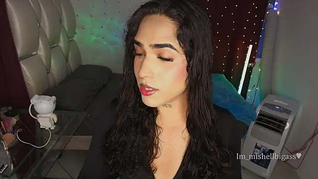 im mishellbigass online show from July 1, 2026, 1:39 am