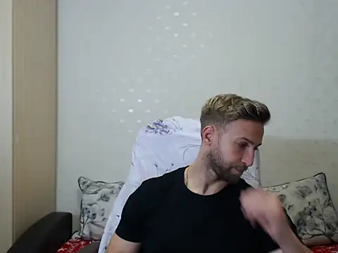 PrinceEagle online show from November 6, 2025, 9:08 pm