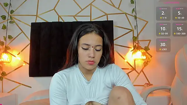 Megan Thompsonn online show from March 6, 2025, 3:35 pm