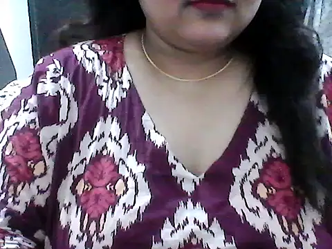 Snapshot of smile_pretty chatting on July 27, 2026, 7:10 pm smile pretty online show from July 27, 2026, 7:10 pm