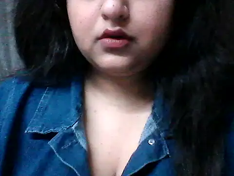 smile pretty online show from April 14, 2026, 6:24 pm