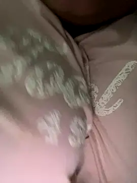 smile pretty online show from September 17, 2025, 3:30 am