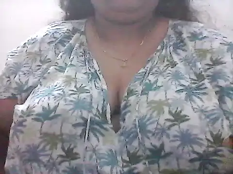 smile pretty online show from December 31, 2024, 4:57 pm