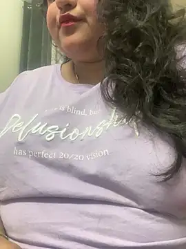 smile pretty online show from February 18, 2025, 5:53 pm