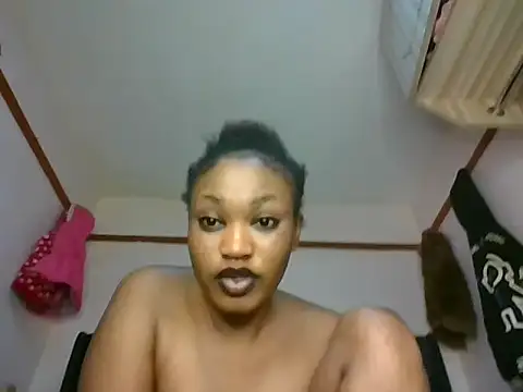 cutenipples online show from May 8, 2026, 11:19 pm