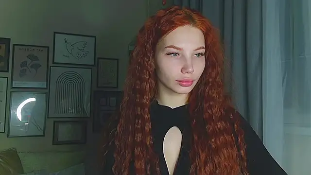 Snapshot of JudyWalkerr chatting on February 13, 2025, 5:54 pm JudyWalkerr online show from February 13, 2025, 5:54 pm