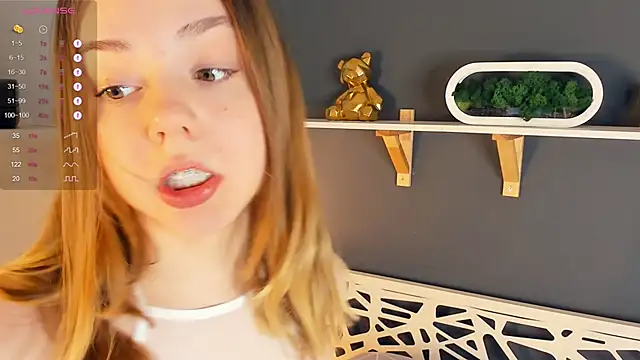 KiraGaves online show from February 22, 2025, 1:11 am