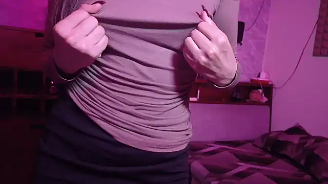 Snapshot of MidnightFlame chatting on October 11, 2025, 12:39 pm MidnightFlame online show from October 11, 2025, 12:39 pm