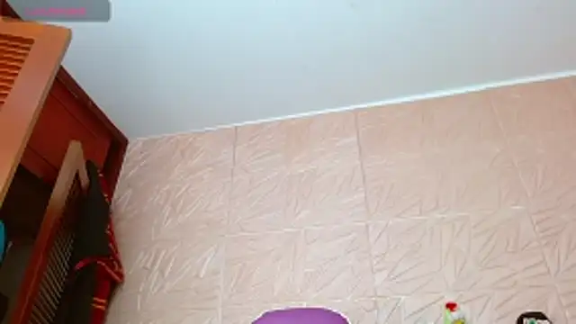 kendallsweet7 online show from November 15, 2025, 2:21 pm