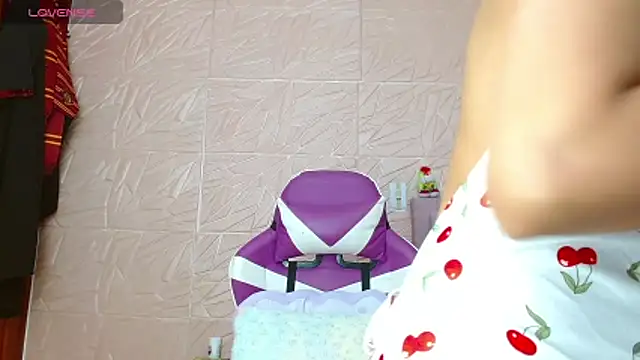 kendallsweet7 online show from November 14, 2025, 2:10 pm