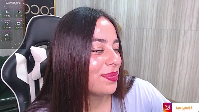 Snapshot of Georgina_1t chatting on February 27, 2025, 11:50 am Georgina 1t online show from February 27, 2025, 11:50 am