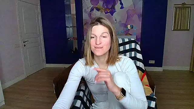 EmilyWalkeri online show from March 15, 2025, 1:52 am