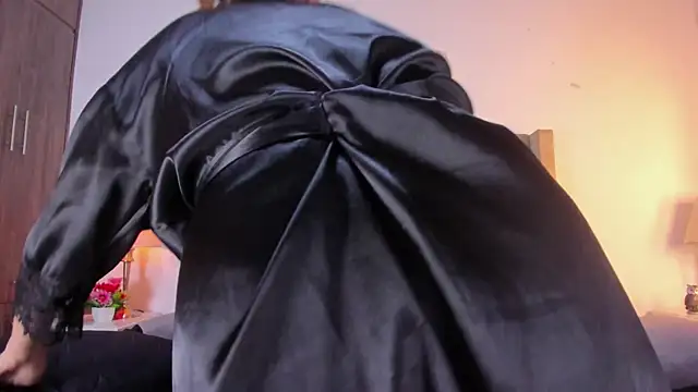 allisson m online show from November 6, 2025, 12:09 pm