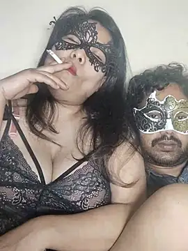 Snapshot of Cutehornycouples chatting on July 4, 2026, 4:55 pm Cutehornycouples online show from July 4, 2026, 4:55 pm