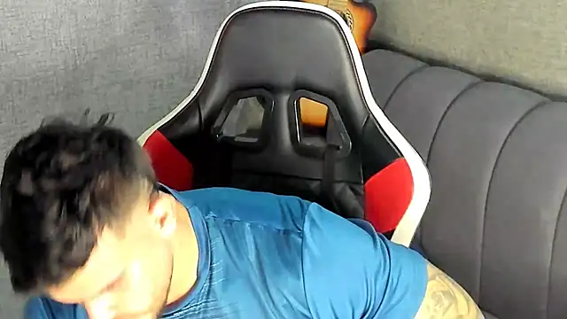 Ricardogo19 online show from November 17, 2025, 7:40 pm