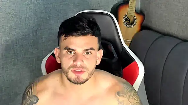 Ricardogo19 online show from November 15, 2025, 3:10 am