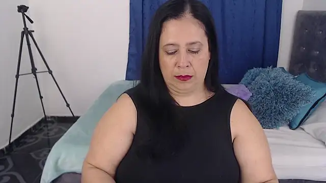 karlaton1977 online show from February 3, 2026, 3:28 pm