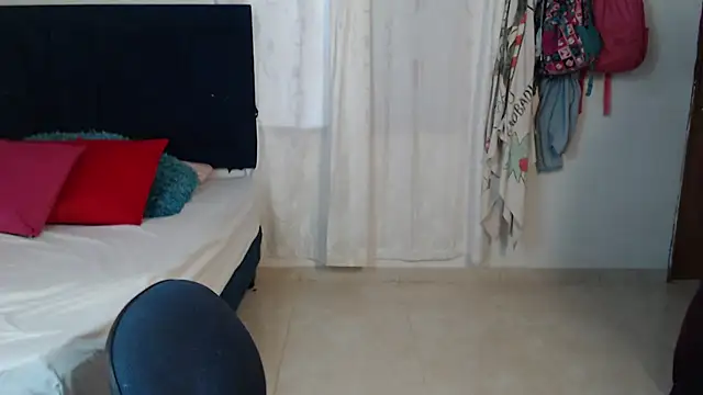 karlaton1977 online show from October 29, 2025, 3:00 pm