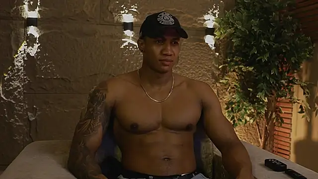 Snapshot of Logan_Varela chatting on November 22, 2025, 8:24 am Logan Varela online show from November 22, 2025, 8:24 am