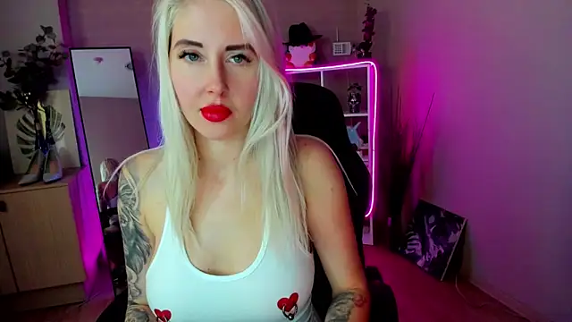 Snapshot of Mermaid_N chatting on May 16, 2026, 2:10 am Mermaid N online show from May 16, 2026, 2:10 am