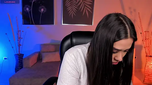 CelestePalmer  online show from December 18, 2025, 11:25 am