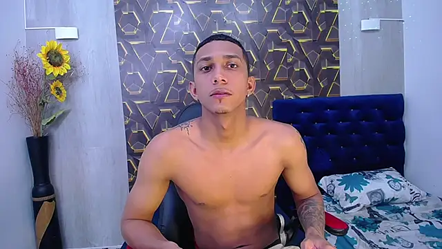 dominic smith  online show from March 30, 2026, 3:19 am