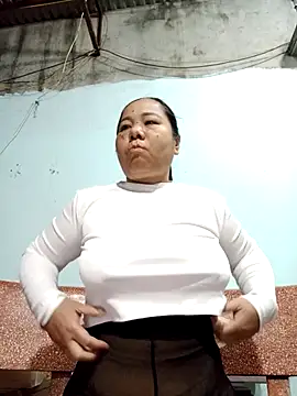 Queen 18200 online show from December 18, 2025, 10:13 pm