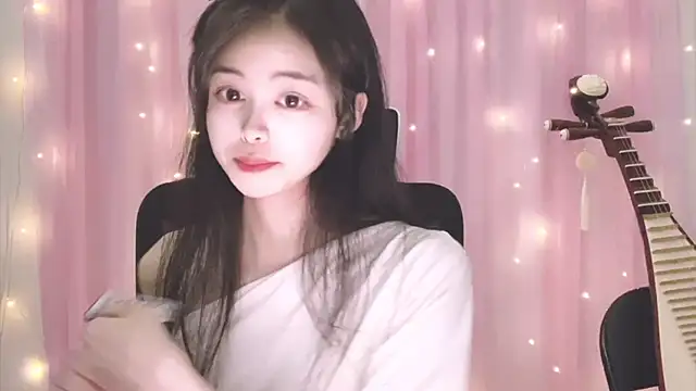 ---MIA--- online show from November 1, 2025, 2:44 pm