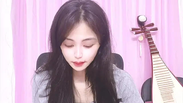 ---MIA--- online show from December 4, 2025, 2:38 pm