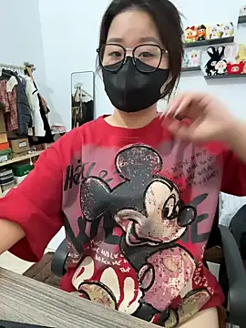 Snapshot of Jenni_nana chatting on March 13, 2025, 5:43 am Jenni nana online show from March 13, 2025, 5:43 am