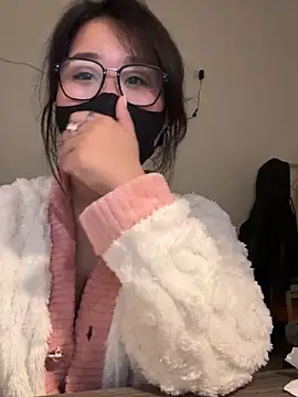 Snapshot of Jenni_nana chatting on December 21, 2024, 2:47 pm Jenni nana online show from December 21, 2024, 2:47 pm