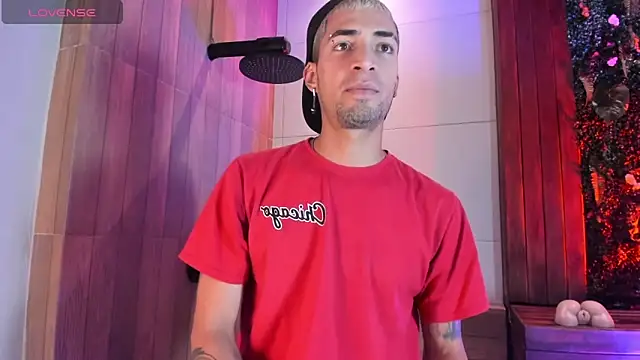 DrakeNeumann online show from November 21, 2025, 4:00 am