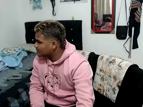 Boycuriousxxx online show from November 7, 2025, 1:59 pm