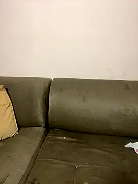 saray gomez22 online show from December 2, 2025, 3:41 am