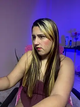 Snapshot of saray_gomez22 chatting on January 18, 2026, 4:27 am saray gomez22 online show from January 18, 2026, 4:27 am